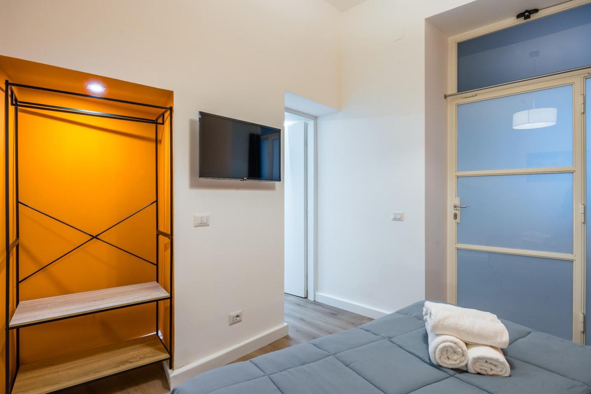 Lioy 25 By Napoliapartments Exterior photo